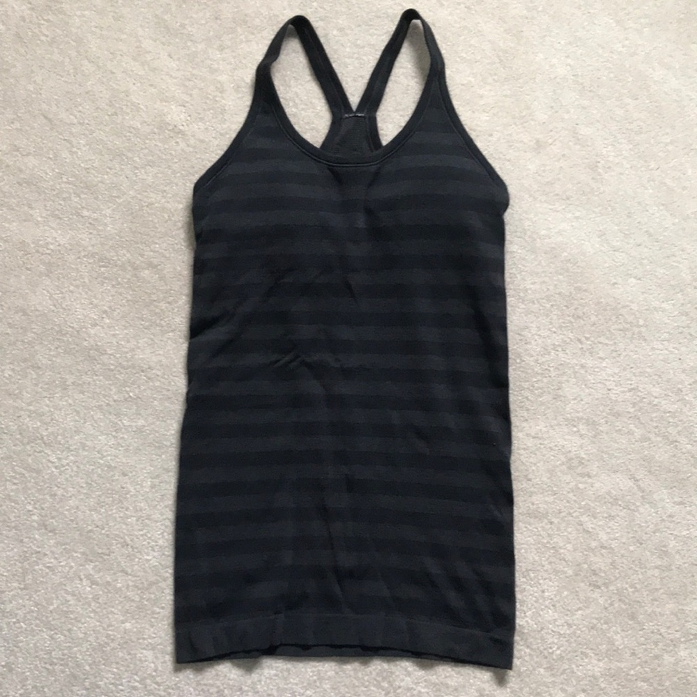 Lululemon black tank with built in bra - size 4